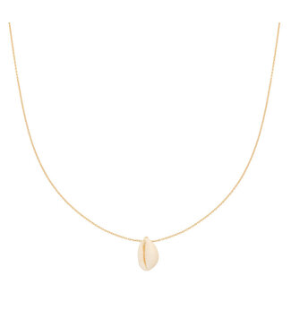 Shell Look Necklace