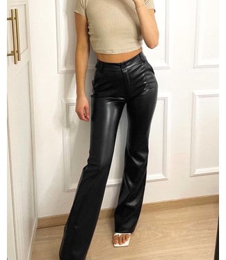 Straight Leg Leather Pants / Black