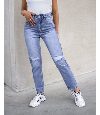 Queen Hearts Mom Jeans