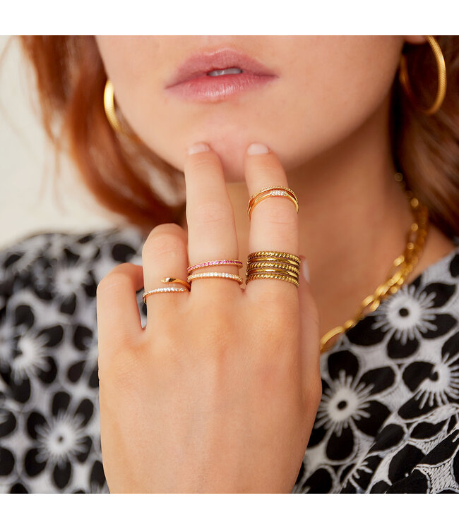 Gold Elegant Snake Ring