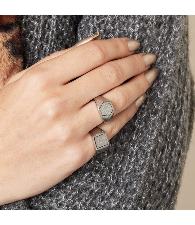 Silver Head up Signet Ring