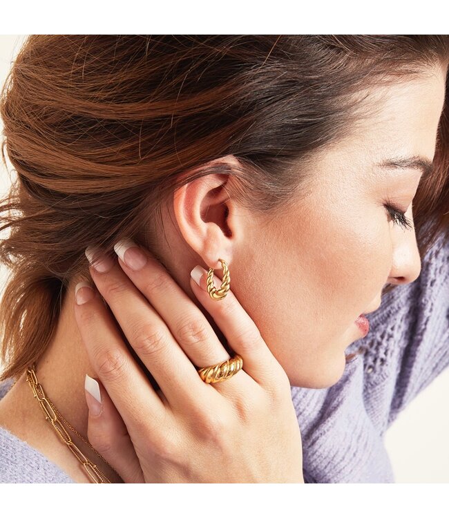 Dangling Twist Earrings