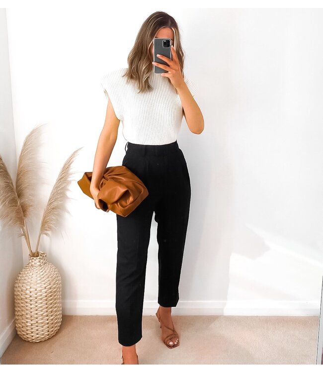 Knit Turtleneck Top / White