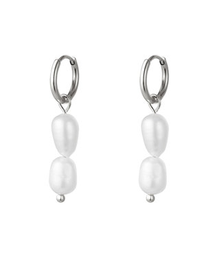 Double Pearls Earrings