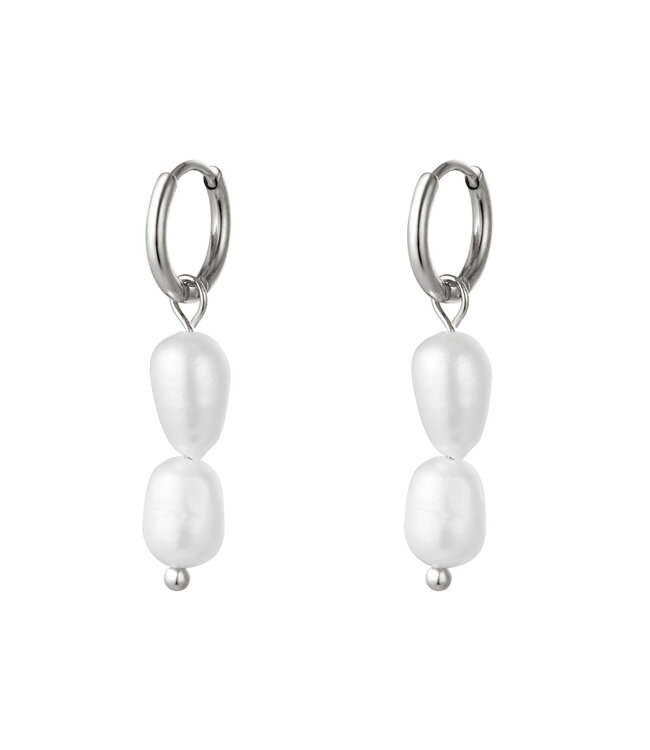 Double Pearls Earrings