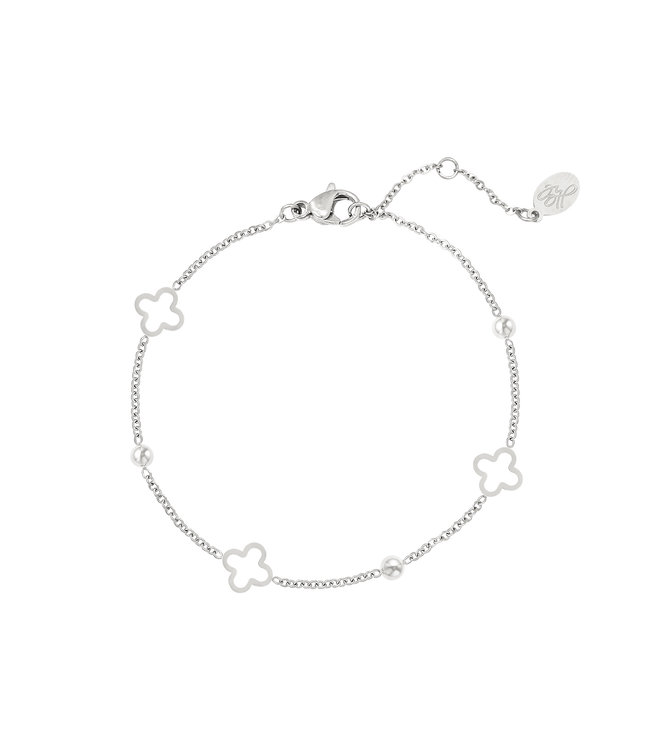 Full of Clovers Bracelet