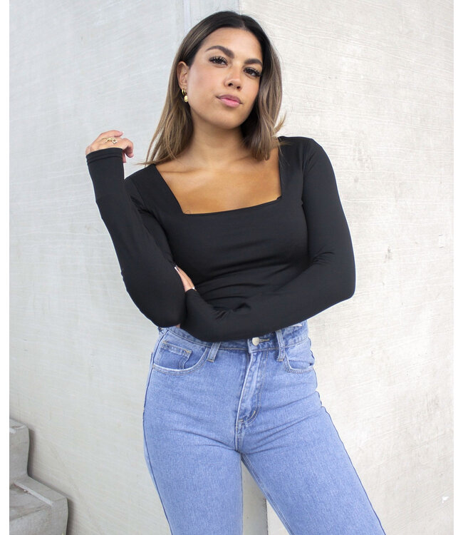 Square Neck Longsleeve