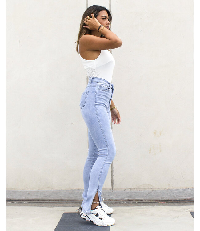 Slim Fit Split Jeans / Light Blue