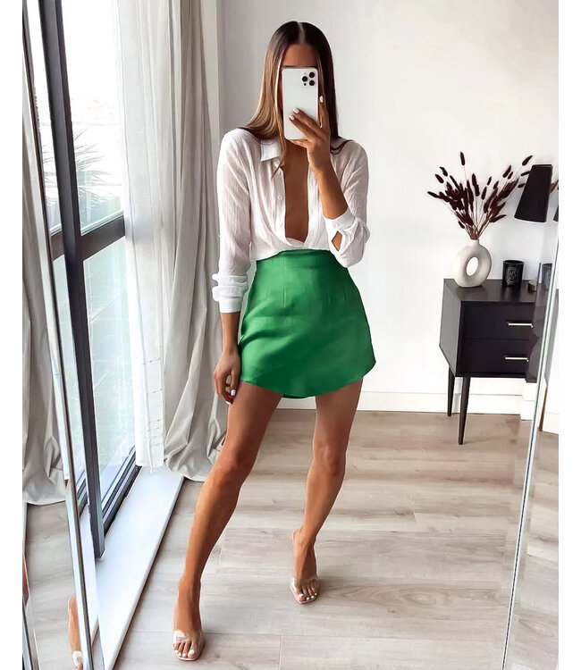 Silky Mini Skirt / Green