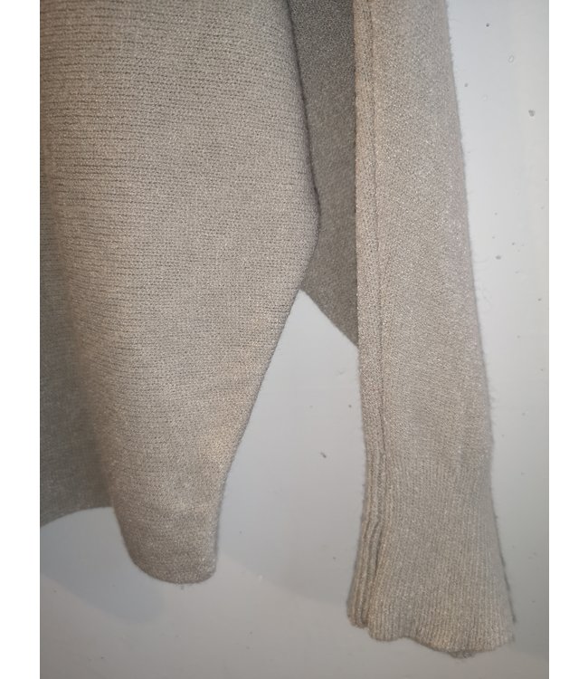 selectedbystijldepartment Longsleeve butterfly, Ecru