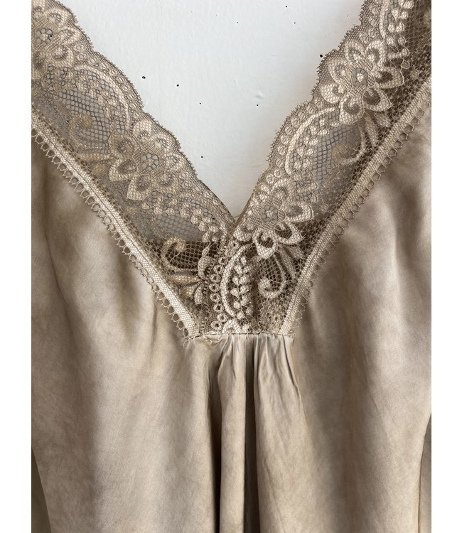selectedbystijldepartment Singlet big lace, Golden brown