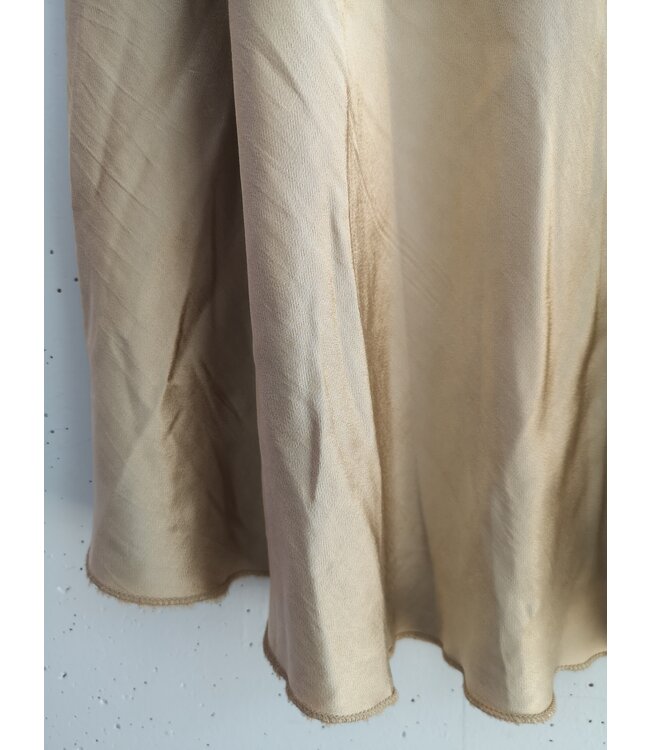 selectedbystijldepartment Skirt silk, Gold