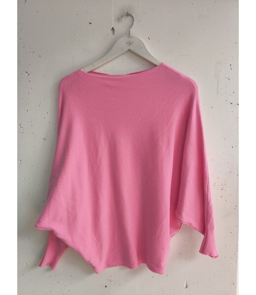 selectedbystijldepartment Longsleeve butterfly, Bubblegum pink