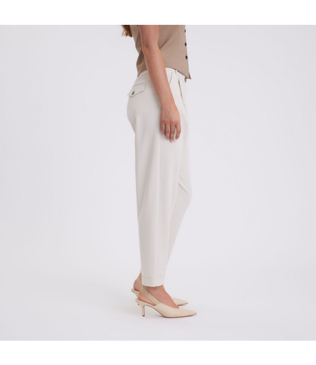 Five units Pants Malou, White chocolate