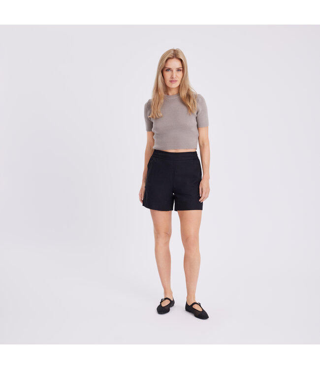 Five units Shorts Linea, Black