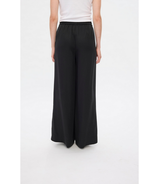 Five units Pants Paula, Raven