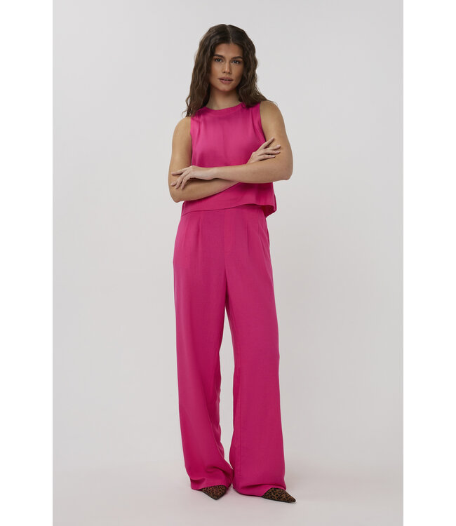 Studio Amaya Top Cadence, Fuchsia