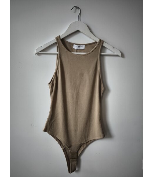 selectedbystijldepartment Body singlet rib, Camel