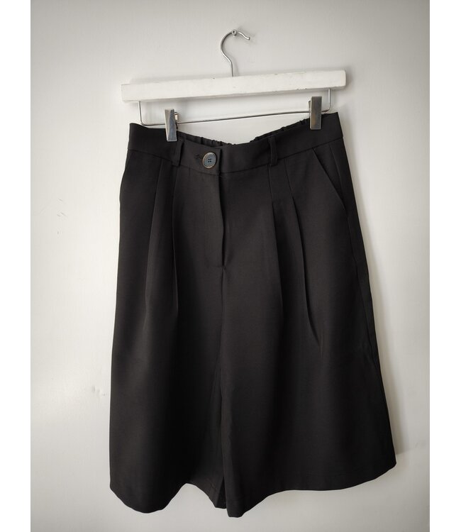 selectedbystijldepartment Short bermuda, Black