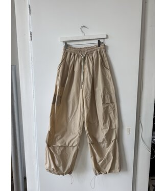 selectedbystijldepartment Pants balloon parachute, Cley One Size