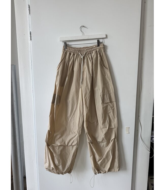 selectedbystijldepartment Pants balloon parachute, Cley One Size