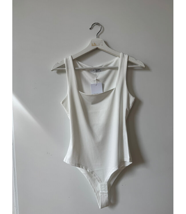 selectedbystijldepartment Body square neckline, White
