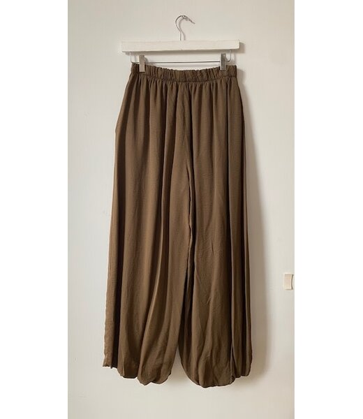 selectedbystijldepartment Pants balloon Army green