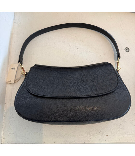 selectedbystijldepartment Black leather bag