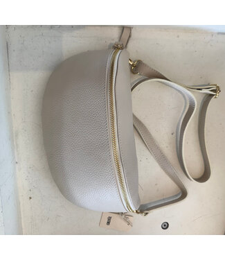 selectedbystijldepartment Off white leather bag