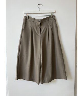 selectedbystijldepartment Short bermuda, Sand