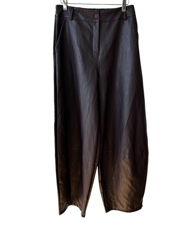 selectedbystijldepartment Pants Faux Leather Barrel, Aubergine Dark