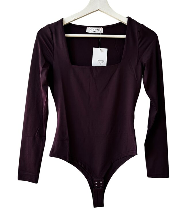 selectedbystijldepartment Body sqaure, Dark Purple