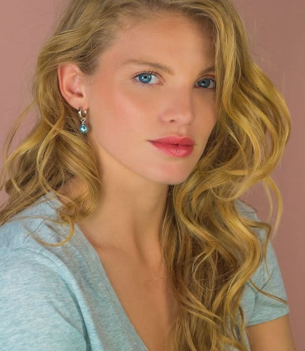 Zinzi Zilveren oorbedels - Parel (Lichtblauw) ZICH266LB