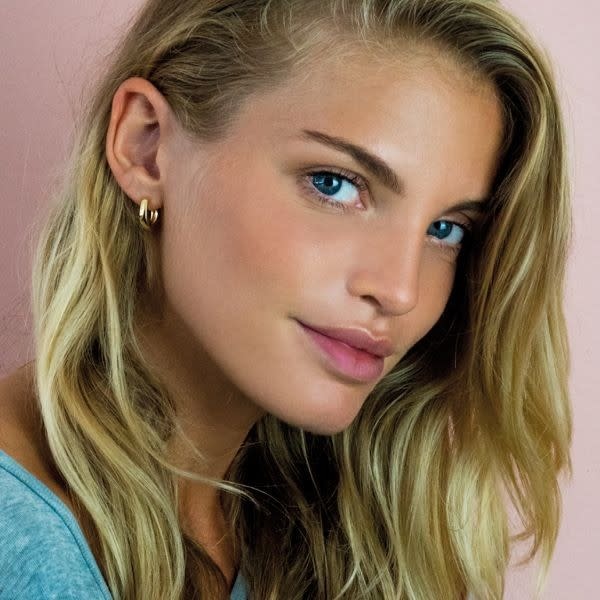 Zinzi Geel vergulde zilveren oorbellen - Ring 17 x 3 mm ZIO186G