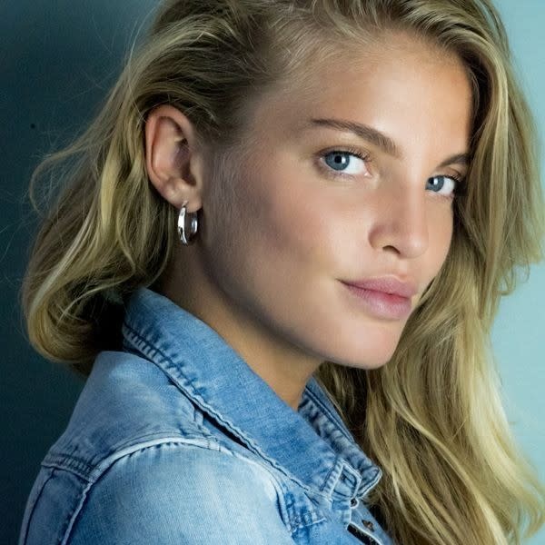 Zinzi Zilveren oorbellen - Ring 24 x 3 mm ZIO192