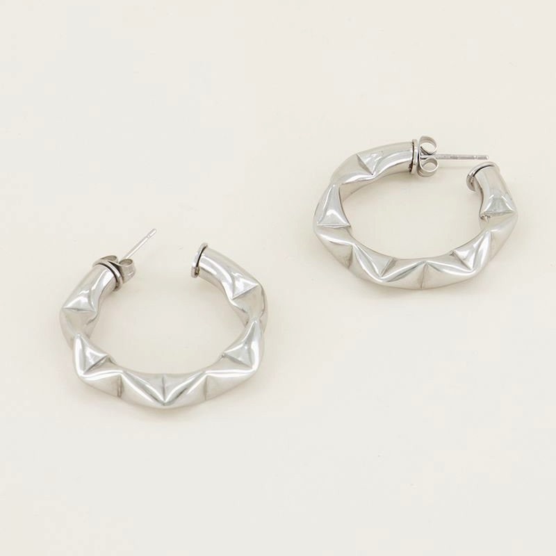 My Jewellery Brede oorringen met patroon - Zilverkleurig MJ029311500