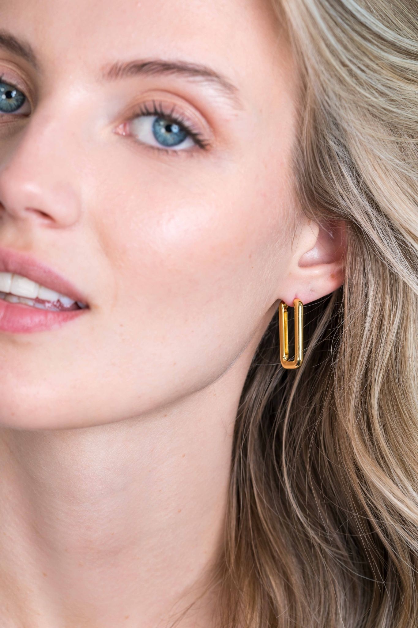 Zinzi Geel vergulde zilveren oorbellen - Rechthoek ZIO2223G