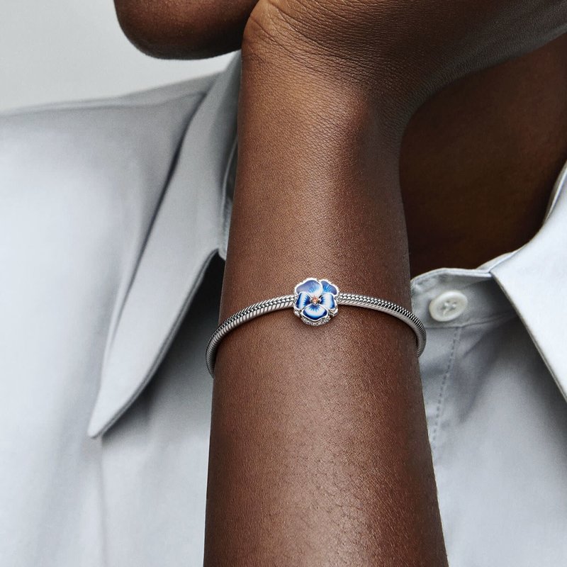 Pandora Blauw Viooltje Bedel 790777C02