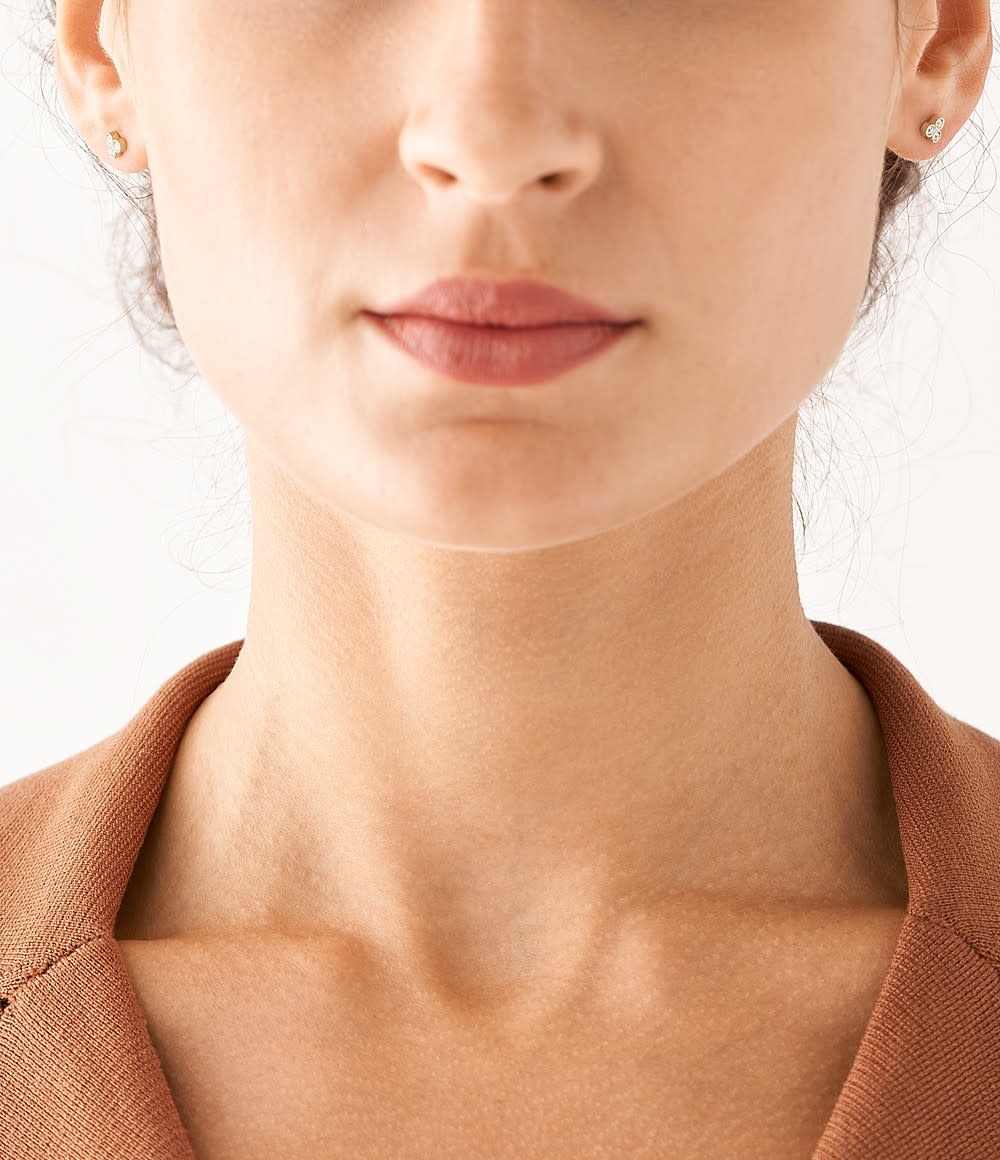 Fossil Geel vergulde stalen Sadie oorbellen (CZ Wit) JF04110710