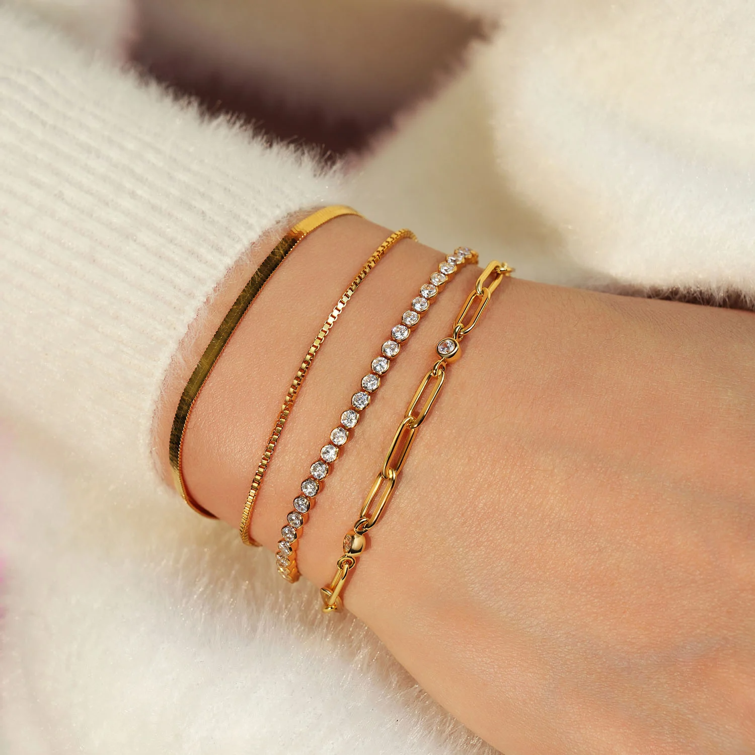 Ania Haie Reimager armband - Goldplated Paperclip Chain CZ Verguld B069-01G