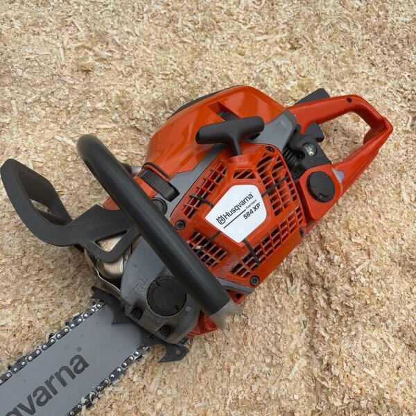 Husqvarna Brandneu Husqvarna 564 XP mit Kraftstoffeinspritzung