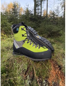 Arbortec Forestwear  ARBORTEC Scafell Lite Schnittschutzstiefel  in limettengrün