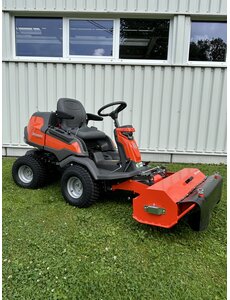 Husqvarna Mit Schlegelmäher: Rider R 420TsX AWD
