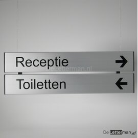 Hangendebordjes Systeem U 2 panelen  9.3 x 50 cm en tekst