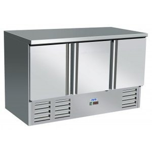Saro Tripple Door Refrigerated Table from 2 °C to 8 °C, Bottom-Mounted Compressor Saro Tripple Door Refrigerated Table from 2 °C to 8 °C, Bottom-Mounted Compressor