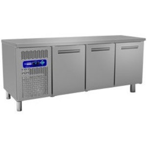 Diamond Tripple Door Refrigerated Table 395 L, from 0° C to 8 °C, Side-Mounted Compressor, Ventilated Diamond Tripple Door Refrigerated Table 395 L, from 0° C to 8 °C, Side-Mounted Compressor, Ventilated