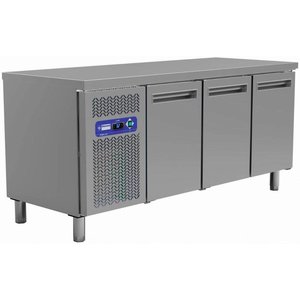 Diamond Tripple Door Refrigerated Table 405 L, from 0° C to 8 °C, Side-Mounted Compressor, Ventilated Diamond Tripple Door Refrigerated Table 405 L, from 0° C to 8 °C, Side-Mounted Compressor, Ventilated