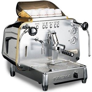 FAEMA Automatic Espresso Machine 1 Group with Three Steel Nozzles 3,9 kW FAEMA Automatic Espresso Machine 1 Group with Three Steel Nozzles 3,9 kW