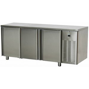 RM GASTRO Stół chłodniczy przyścienny 3-drzwiowy 420 L, od -2 °C do 8 °C, agregat boczny RM GASTRO Stół chłodniczy przyścienny 3-drzwiowy 420 L, od -2 °C do 8 °C, agregat boczny