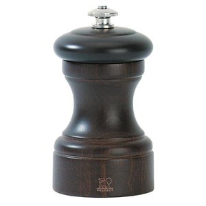 PEUGEOT Młynek do pieprzu z drewna 100 mm, ciemnobrązowy PEUGEOT Młynek do pieprzu z drewna 100 mm, ciemnobrązowy